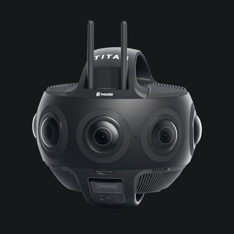 Insta360 Titan